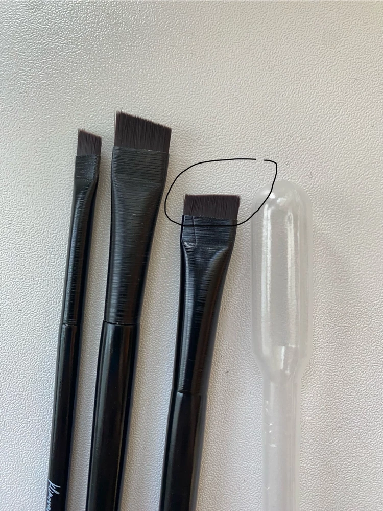 Все хорошо, плотные, но обидно, что кисть кривая🤯
За подарок, спасибо ❣️