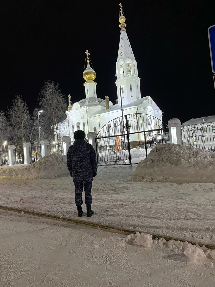 В -35 было достаточно тепло. Ноги остыли, но не замерзли. В общем со своей задачей берцы справляются. Одно но, на носках остается мех