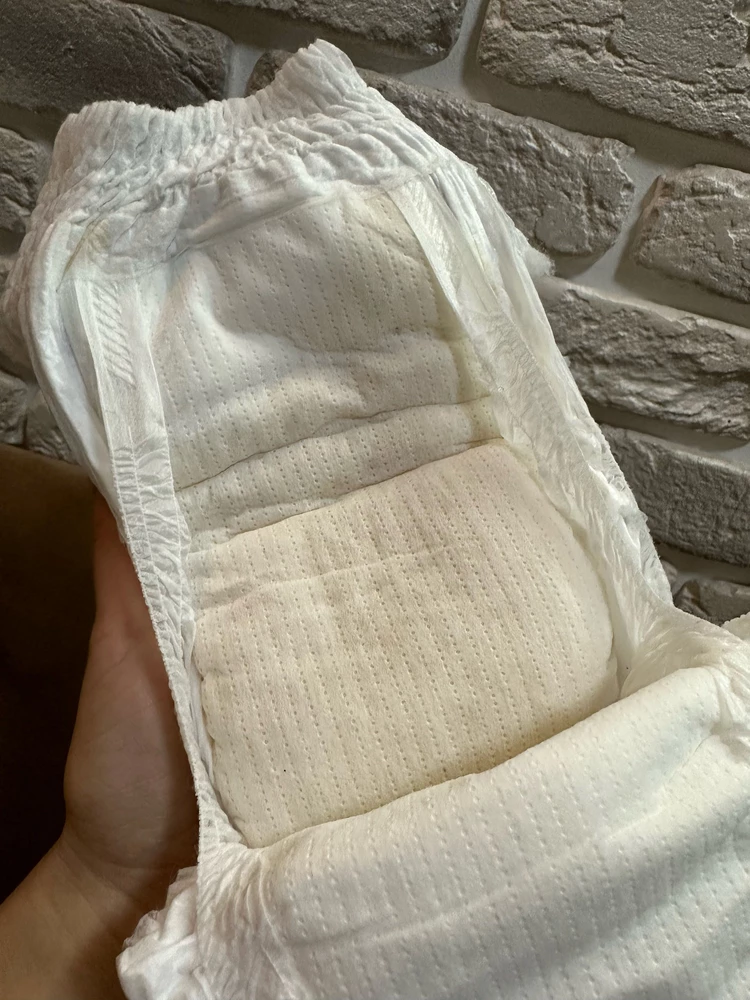 Отличные подгузники! Нам подошли, хорошо впитывают и попа сухая, не преет.Будем заказывать