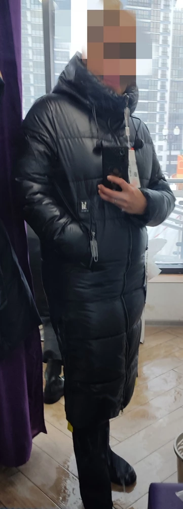 Пальто не плохое,качественно сшито,лёгкое,но холодное на зиму -13-15 спина и руки мёрзнут,чувствуется холод.