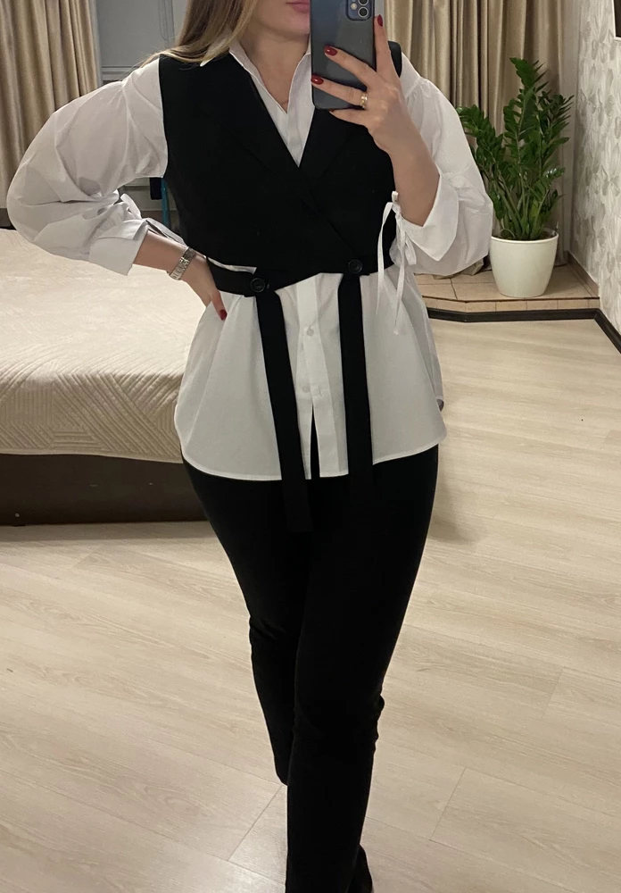 Хорошая рубашка👌🏻 На мой 48 ращмер, села отлично 👍🏻