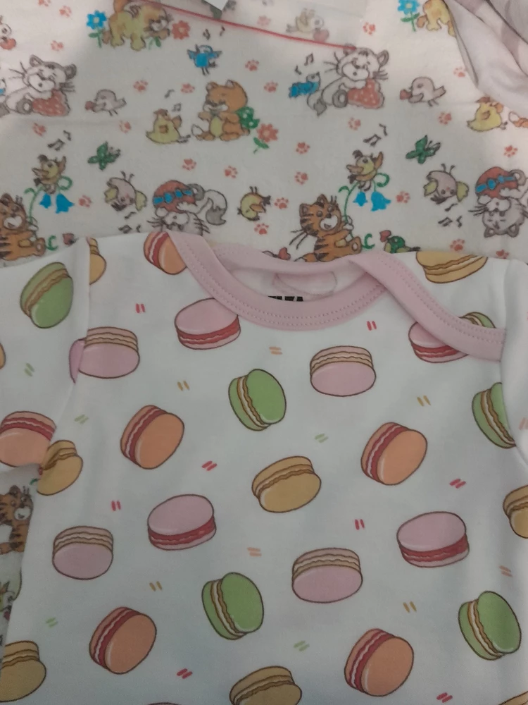 По китайски как то сшито,вообще не красиво