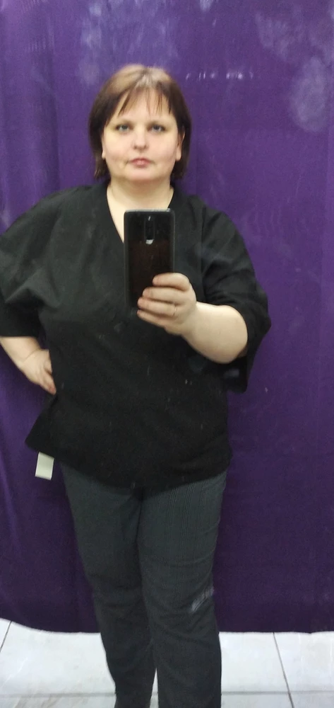 Большое спасибо продавцу за качественный товар. Все пришло вовремя. Очень приятная ткань-: мягкая , лёгкая. Размер подошёл