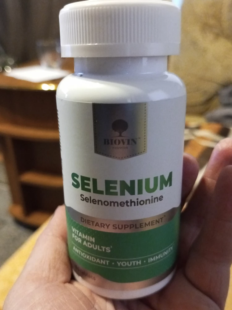 Пахнет тухлятиной, в возрасте отказали 🤮🤮🤮