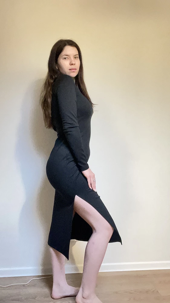 Платье просто шикарное, качество ткани плотное, точно ничего не просвечивает, тянется в меру, все швы ровные, ничего нигде не торчит☺️ Я в восторге 😍
Давно мечтала о таком, спасибо 🙏