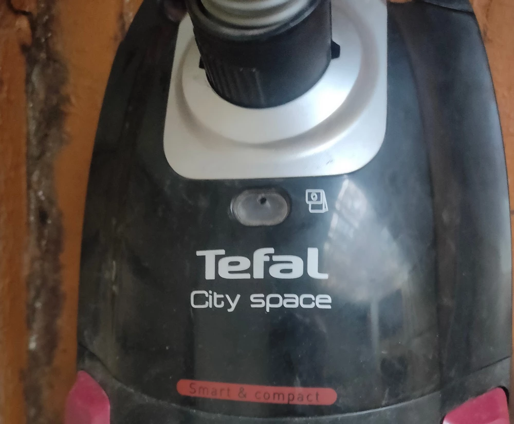 Пылесос Tefal  подходят . Упаковка чуть подмята