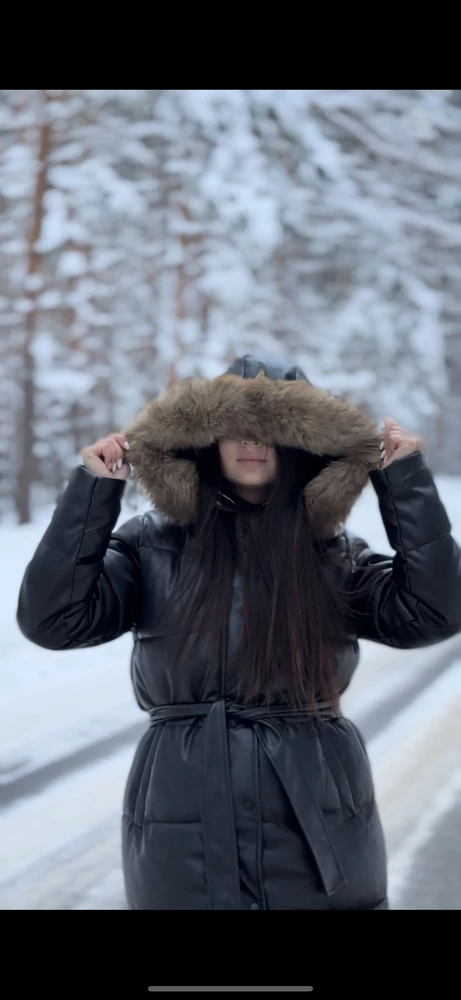 Пуховик мне безумно понравился! Красивый, а самое главное качественный! Хорошо прошит, швы ровные, мягкий, теплый и легкий🥰  Очень доволтна покупкой)