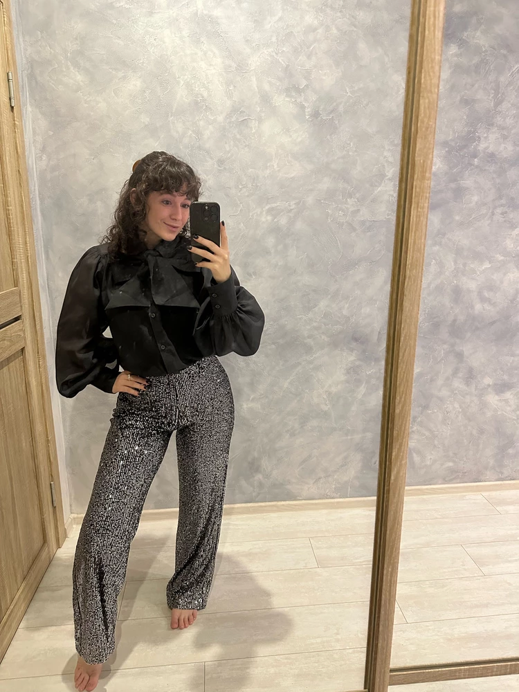 Прекрасные брюки, пришли быстро , без дефектов! 😍