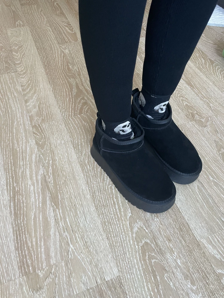 Я в восторге )))классные ,стильные,теплые)))качество хорошее❤️идут в размер )))