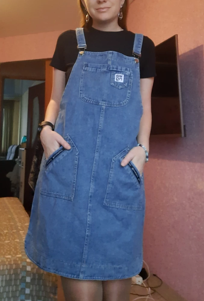 Цвет пришёл темнее, чем на фото, заказывала светлый, но этот тоже понравился. Удобный.