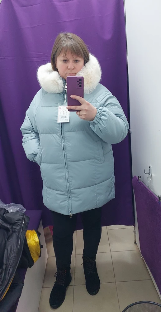 Тёплый пуховик. Оставила. Спасибо