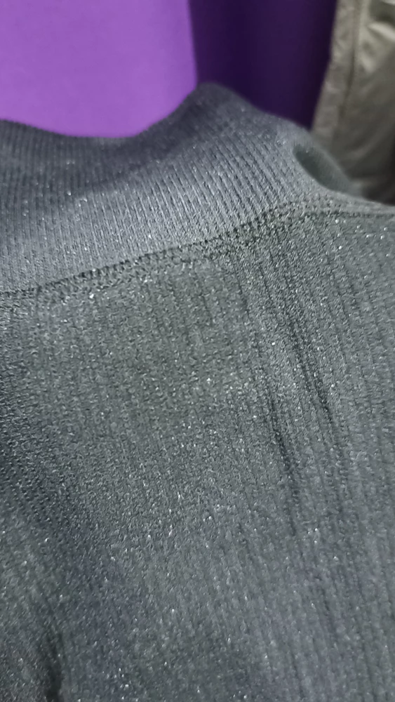 После первой примерки стали выглядеть как изрядно ношеные.