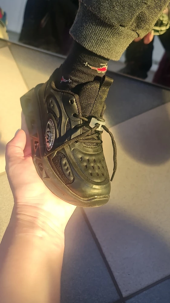 Отличные. В размер