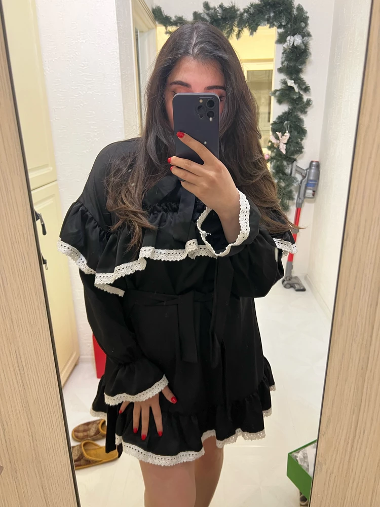 Просто великолепное платье😍😍я в нем как куколка 😍🔥качество ткани хорошее! 
Размер подошел