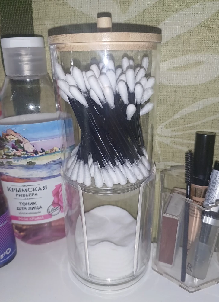 Очень хороший органайзер 
Друг на друге держится очень крепко 
Мне очень понравился