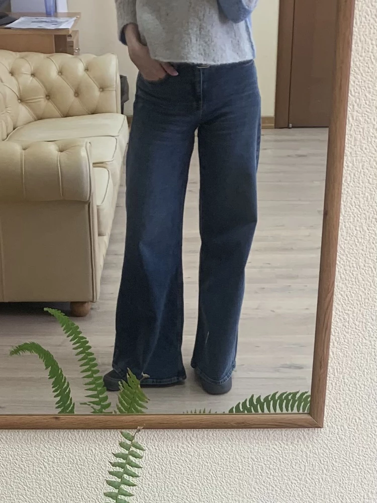 Отличные джинсы! 
Мой рост 175 и подобрать джинсы по длине для меня огромная проблема, эти сели идеально! 
Теперь у меня полная корзина джинс всех цветов и моделей этого продавца)))