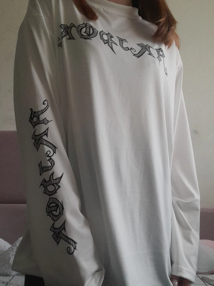 Брала на два размера больше своего,подошёл идеально.Качество отличное.Покупайте🎀