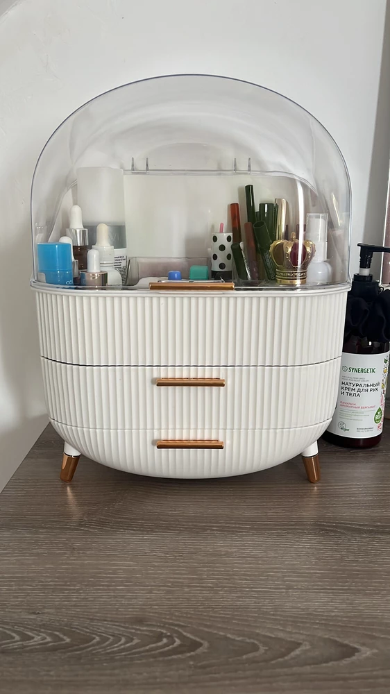 Краасивый и вместительный