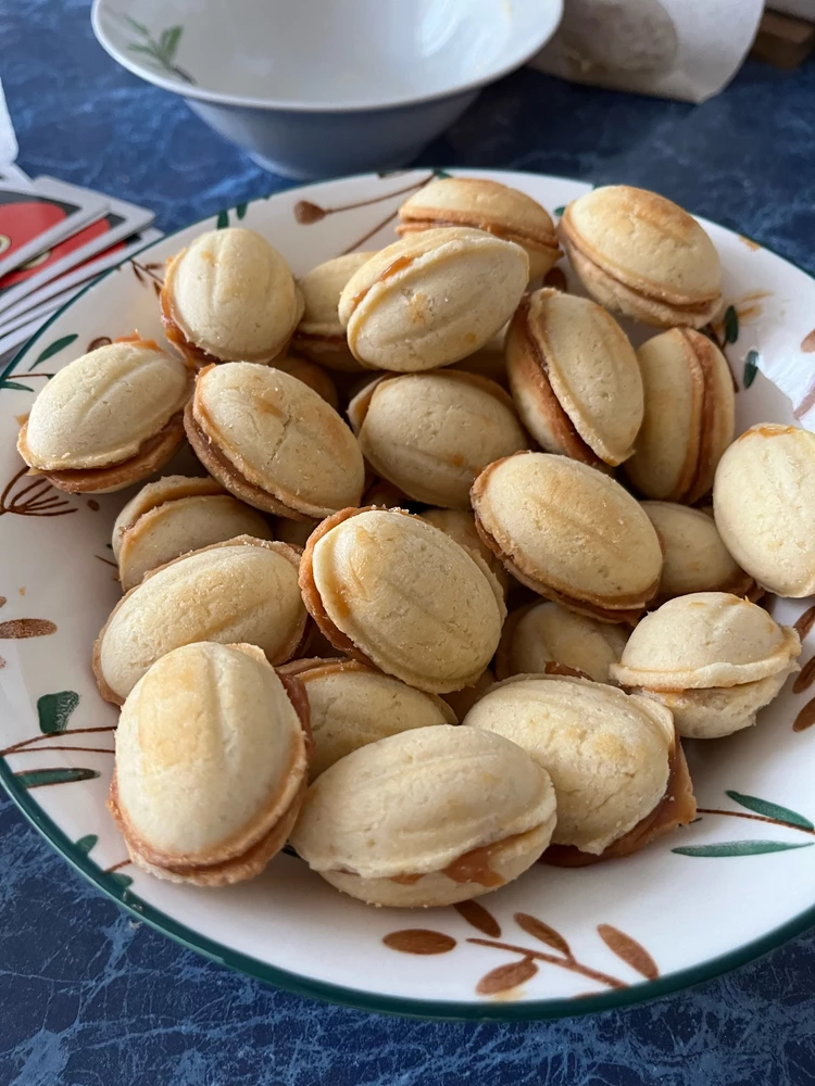 Отличный мультипекарь, пробывали пока две формы , все отлично