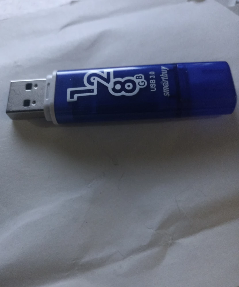 Купил сегодня флешку. Подключаю к компьютеру (usb 3.0) - лампочка загорается, но компьютер её не видит. Старую флешку находит в тех же портах usb