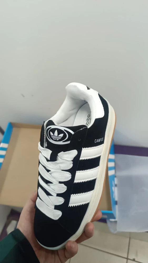 Отличные кроссовки, красивые и удобные