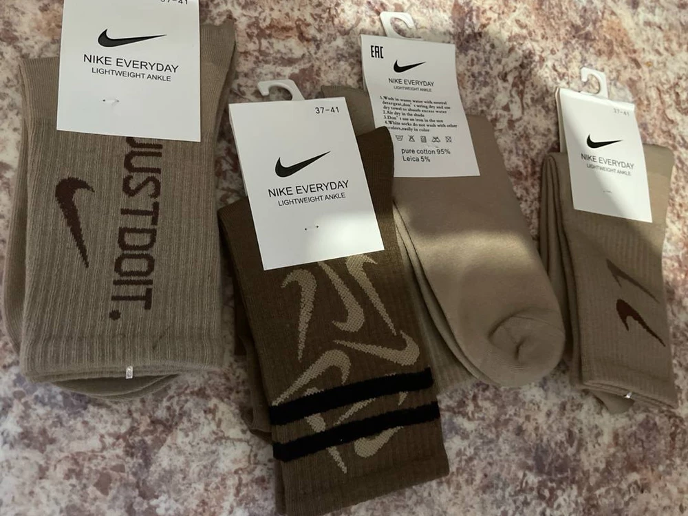 Носки супер) На ноге сидят хорошо, очень удобные😊 Пришли вовремя😌