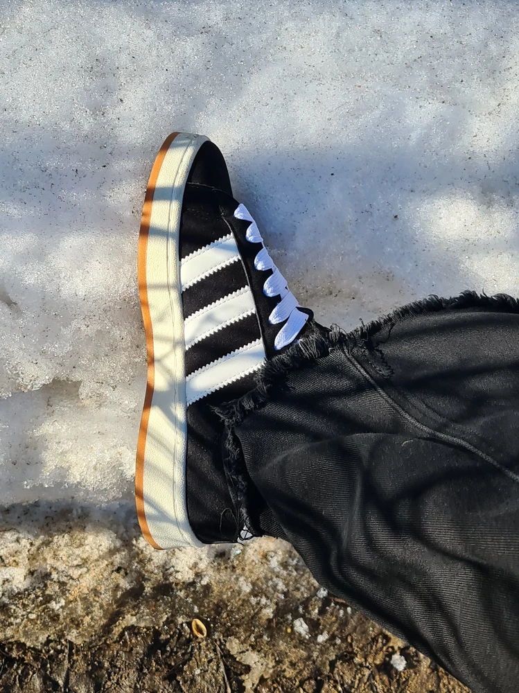 советую брать на размер больше, маломерят!!