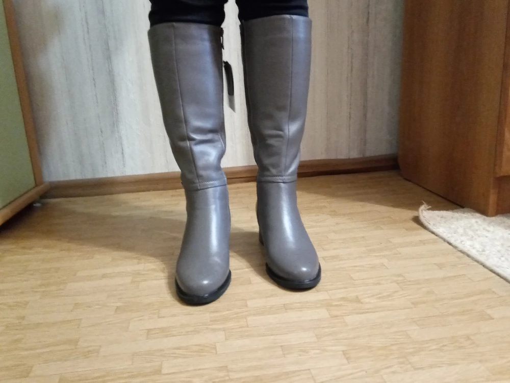 Сапоги отличные! Качественные, не кода, но очень удобные!