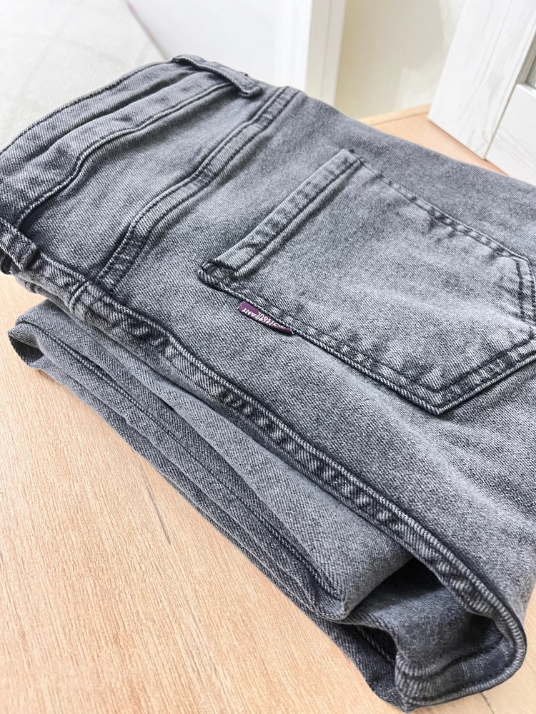 Отличные джинсы. Удачная модель, модный цвет, качество на высоте. Я довольна