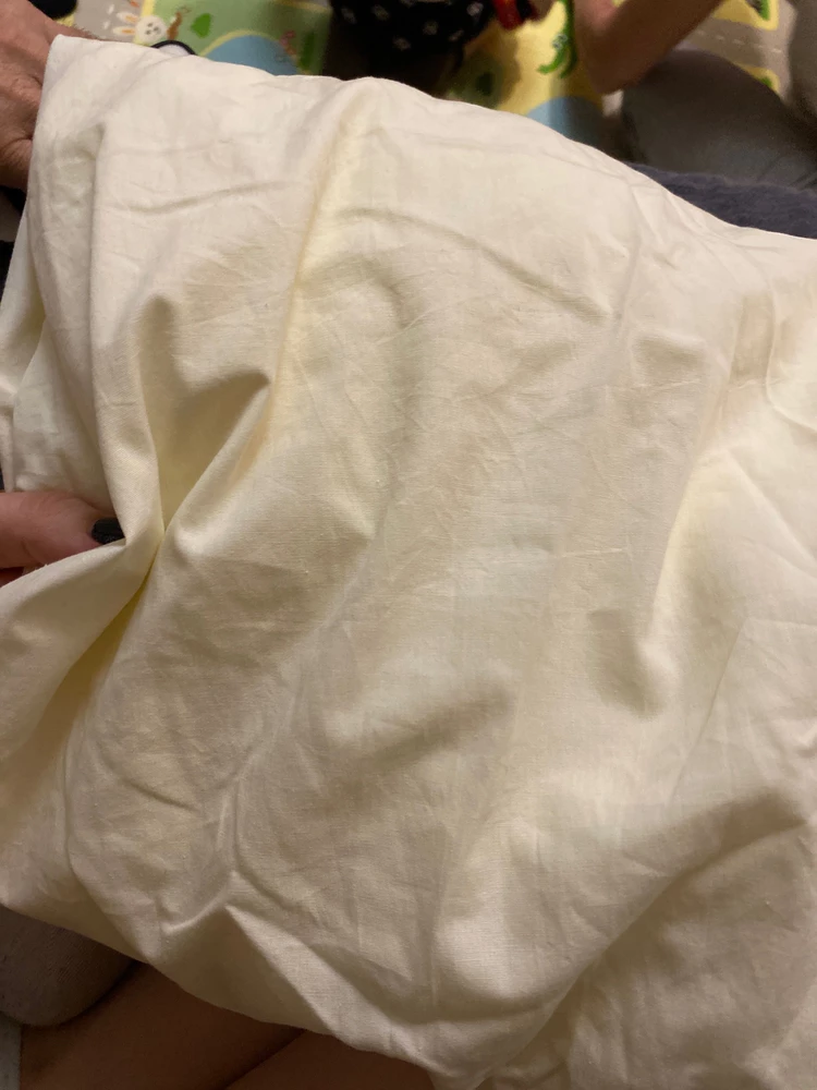 Очень хорошее качество белья. Мягкое, нежное. Пришло быстро, в оригинальном мешке для хранения.