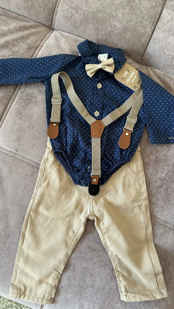 Шикарен ! Легкий хлопок, малышу не жарко . Очень красивый !