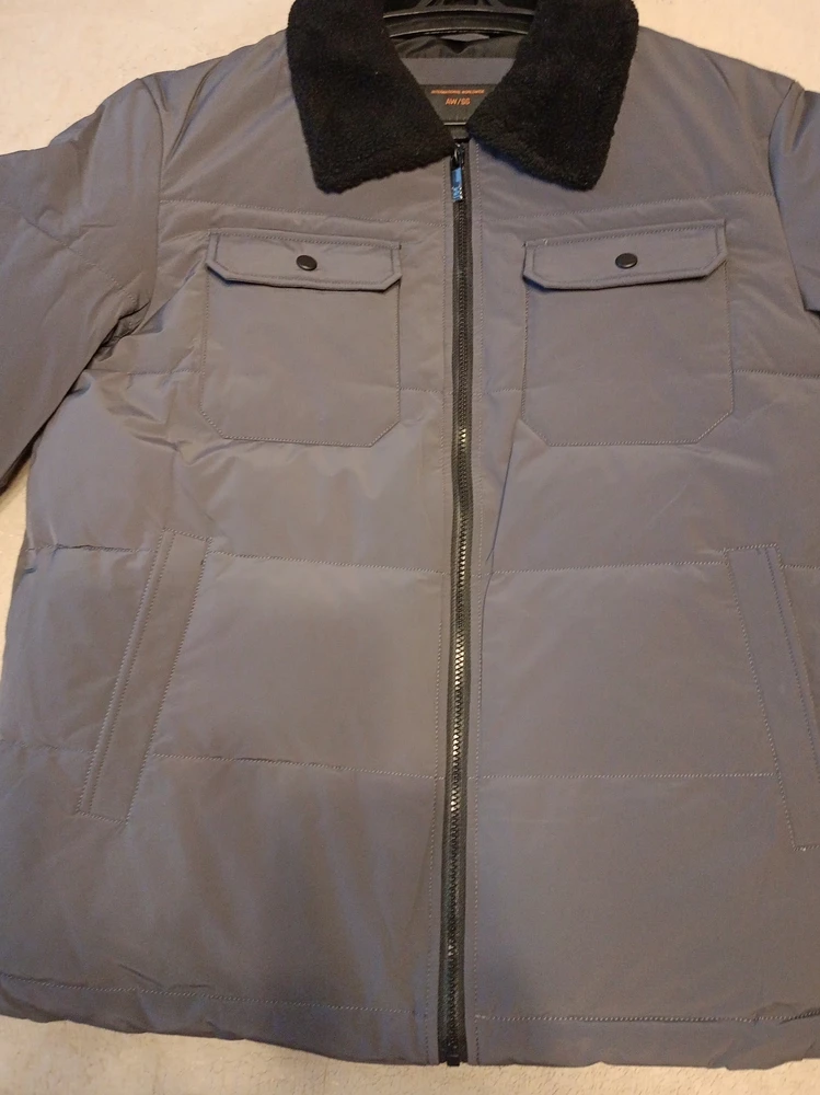 Куртка отличная, заказала, учитывая отзывы, на 50-52XL, села как на фото. Благодарю производителей и рекомендую к покупке.
