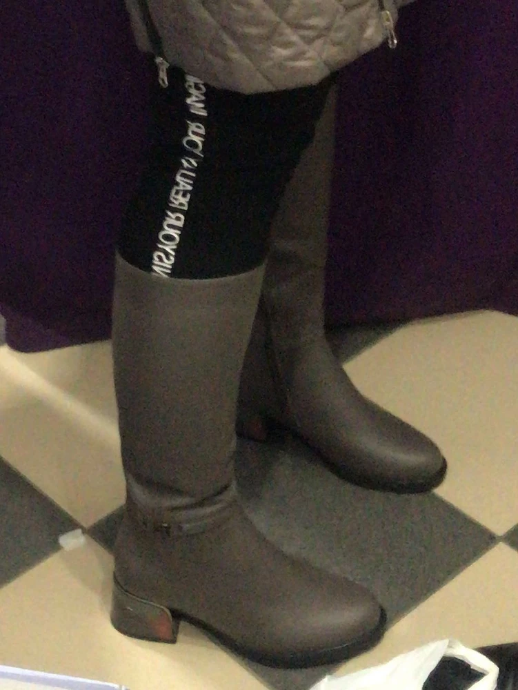 Сапогах хорошие,кожзам мягкий,пошиты аккуратно.