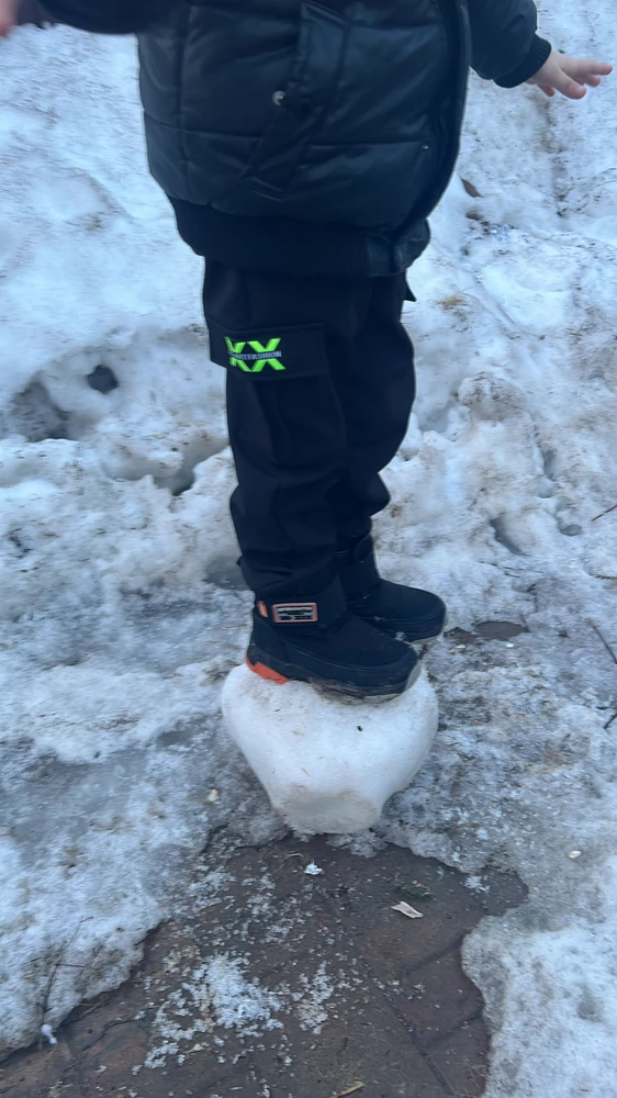 Красивые, есть не большой начес