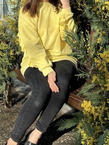 Очень крксивая кофта и комфортная 💛