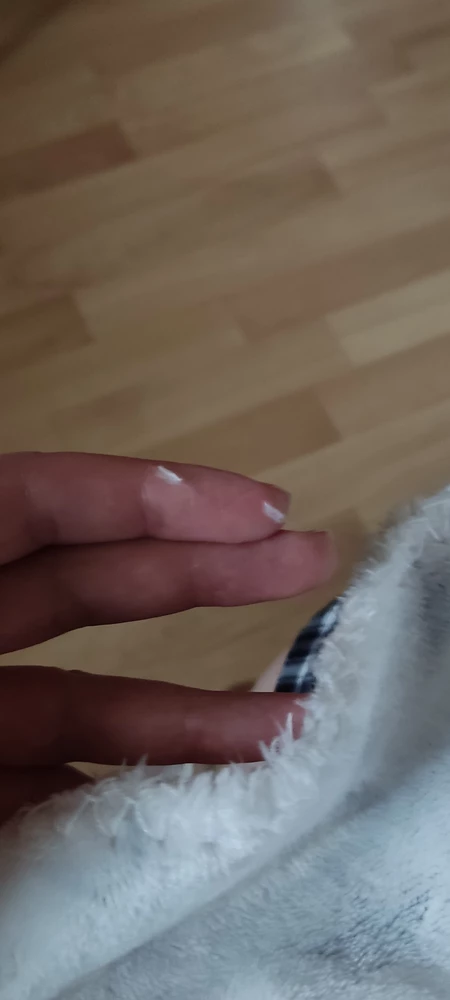 Начитавшись положительных отзывов решила купить данный плед,но оказалось минусов больше чем плюсов,не стоит этих денег