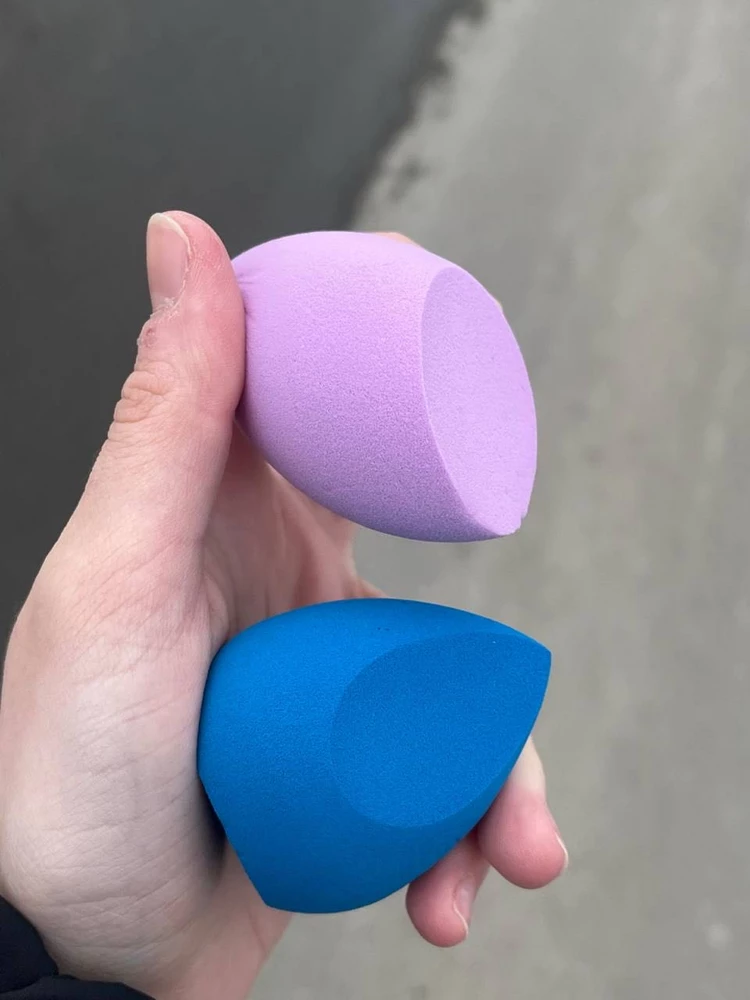 хорошие тушуют лучше чем спонжи от соломеи 
плотные и не рвутся