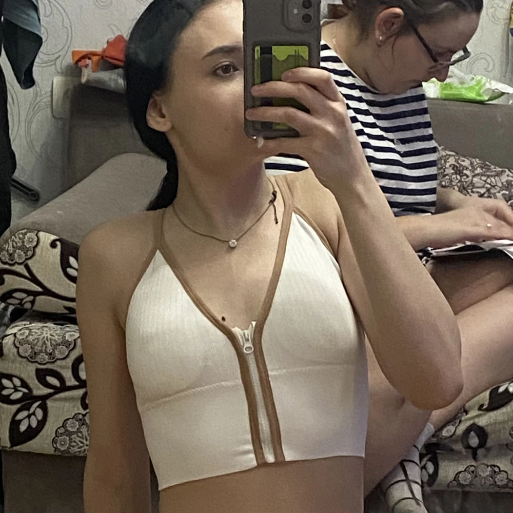 Топы шикарные,