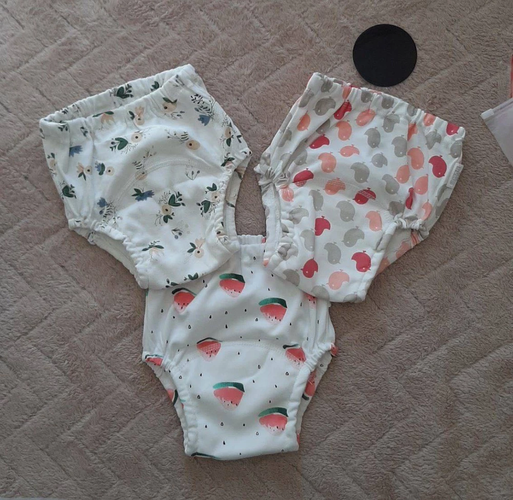 Хорошие трусики для приучение к горшку, спасибо продавцу за быструю доставку и подарок очень приятно☺️