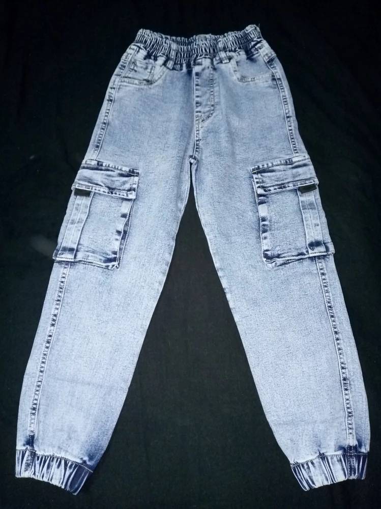 Классные, качественные джинсы, идут в размер