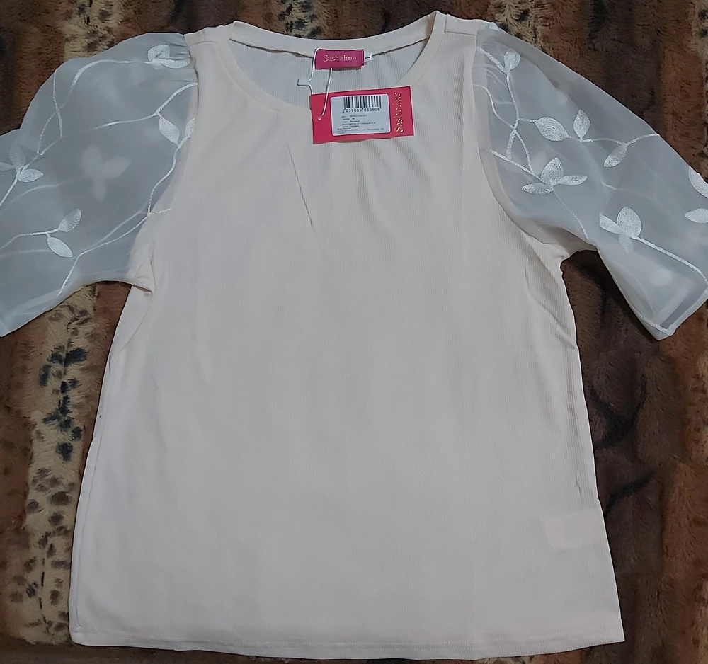 Блузка хорошая, по прислали не тот размер.