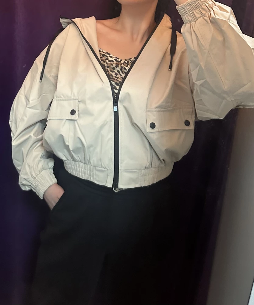 Понравилась ветровка, размер в размер
Классная, легкая, буду носить с удовольствием. спасибо.