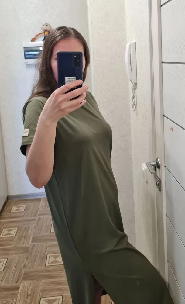 Платье отличное, стало самым любимым!🥰 Для тех кто ещё сомневается - нужно брать, тем более цена сказка.