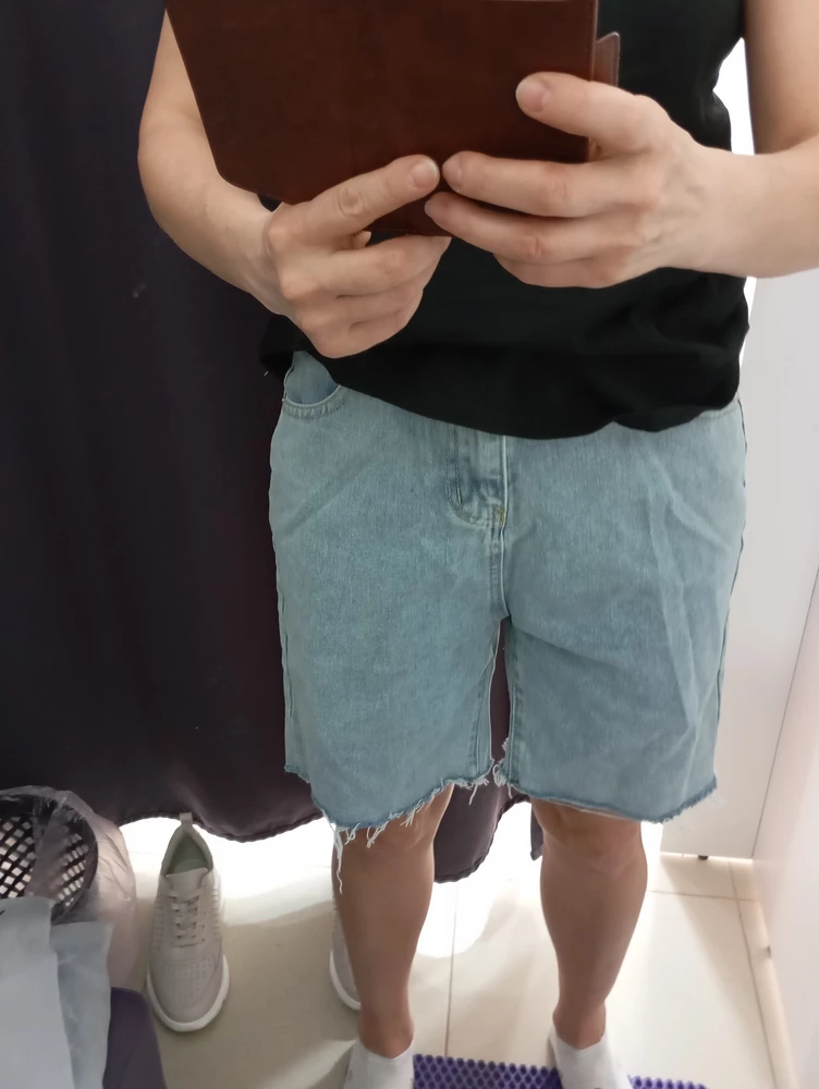 На свой 46 взяла XL... Качество хорошее.. Единственное, складка при ходьбе образуется в паху....но думаю не критично.. А так понравились...