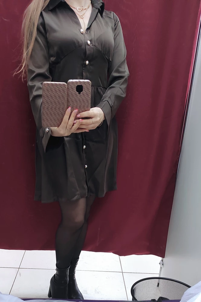 Мне понравилось, на рост 160, лучше брать 42 размер. Электризуется, антистатик в помощь)))