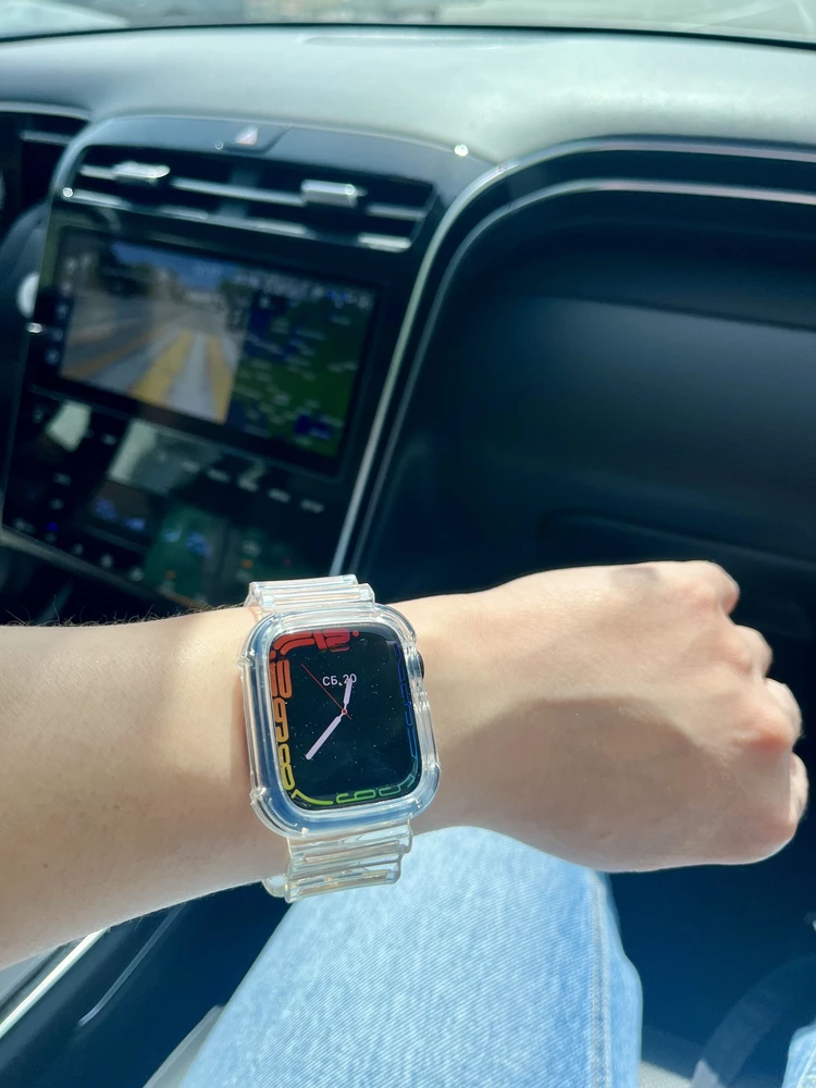 Классный ремешок 👍🏻 Подошел на Apple Watch 7 (41мм). Очень понравился, спасибо ❤️ 
И дешевле, чем у других продавцов 👍🏻