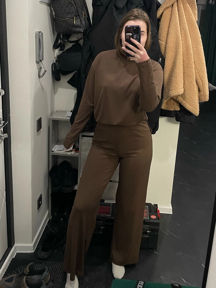 Очень классные костюмы,заказала уже 3 таких 🩶