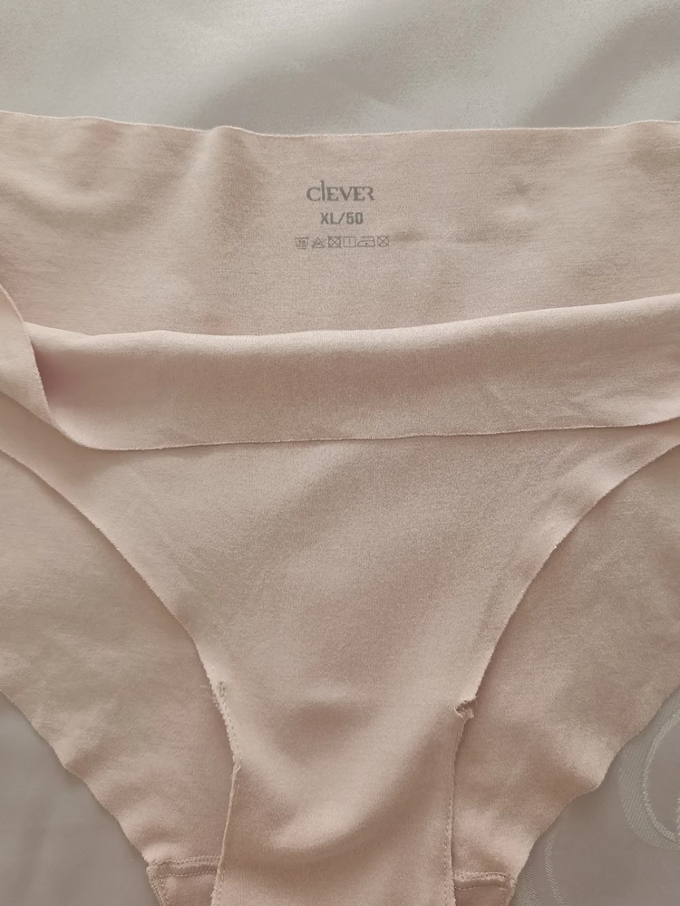 Надела один раз, вчера... Самое смешное, вчера заказала ещё от CLEVER WEAR , только ещё дороже 😂...за 3300 тенге... теперь думаю - наверное откажусь на пункте 😏