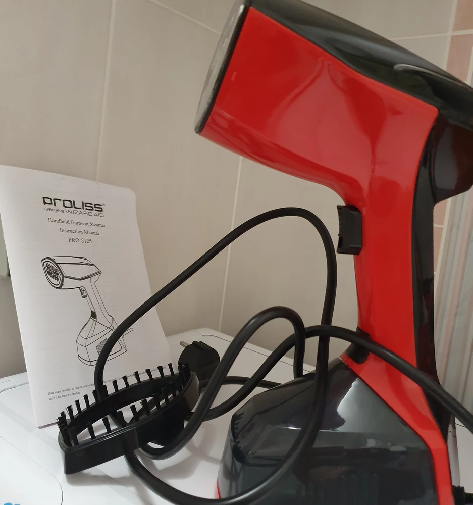 Отличный отпариватель, удобный, в руке держать комфортно, хороший пар.