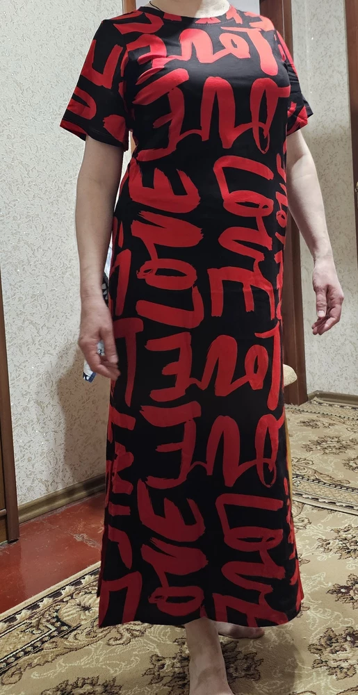 Маломерит на размер но платье хорошее,и качество 😍
